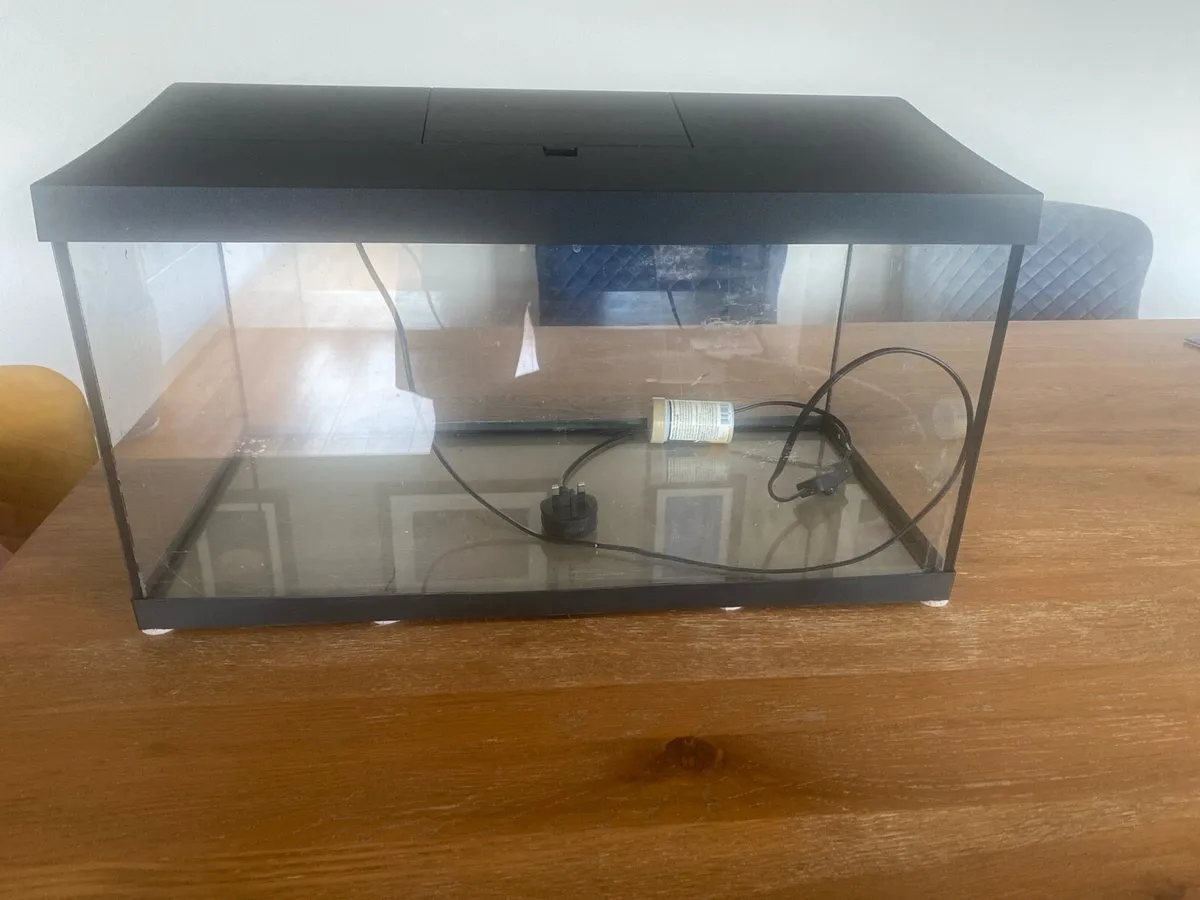 fish tank 54 litre. - Image 1