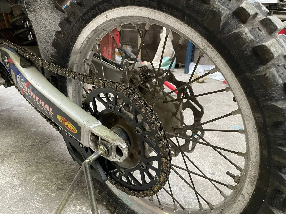 Yamaha YZF - Image 3