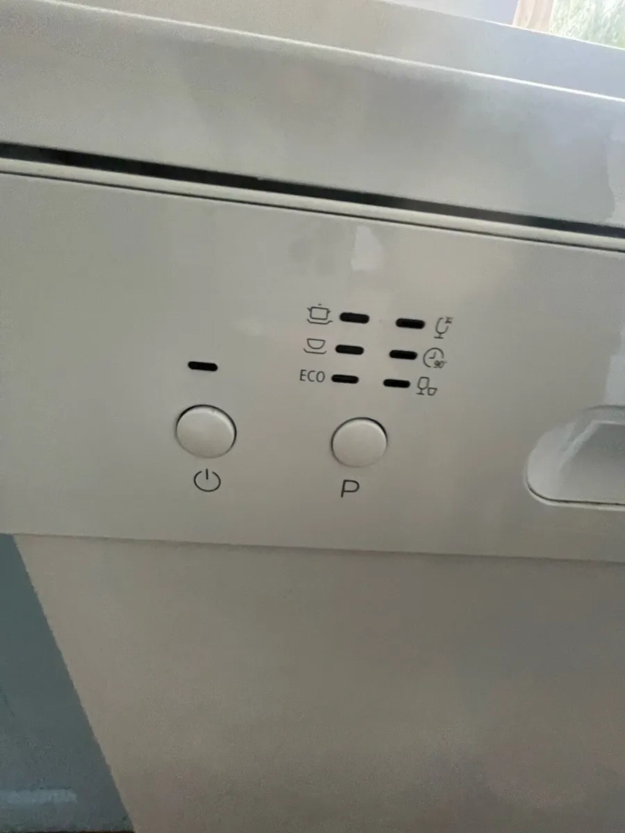 Dishwasher - Image 3