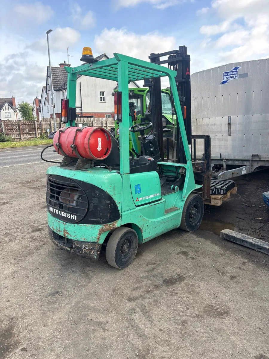 Mitsubishi 15 forklift - Image 2