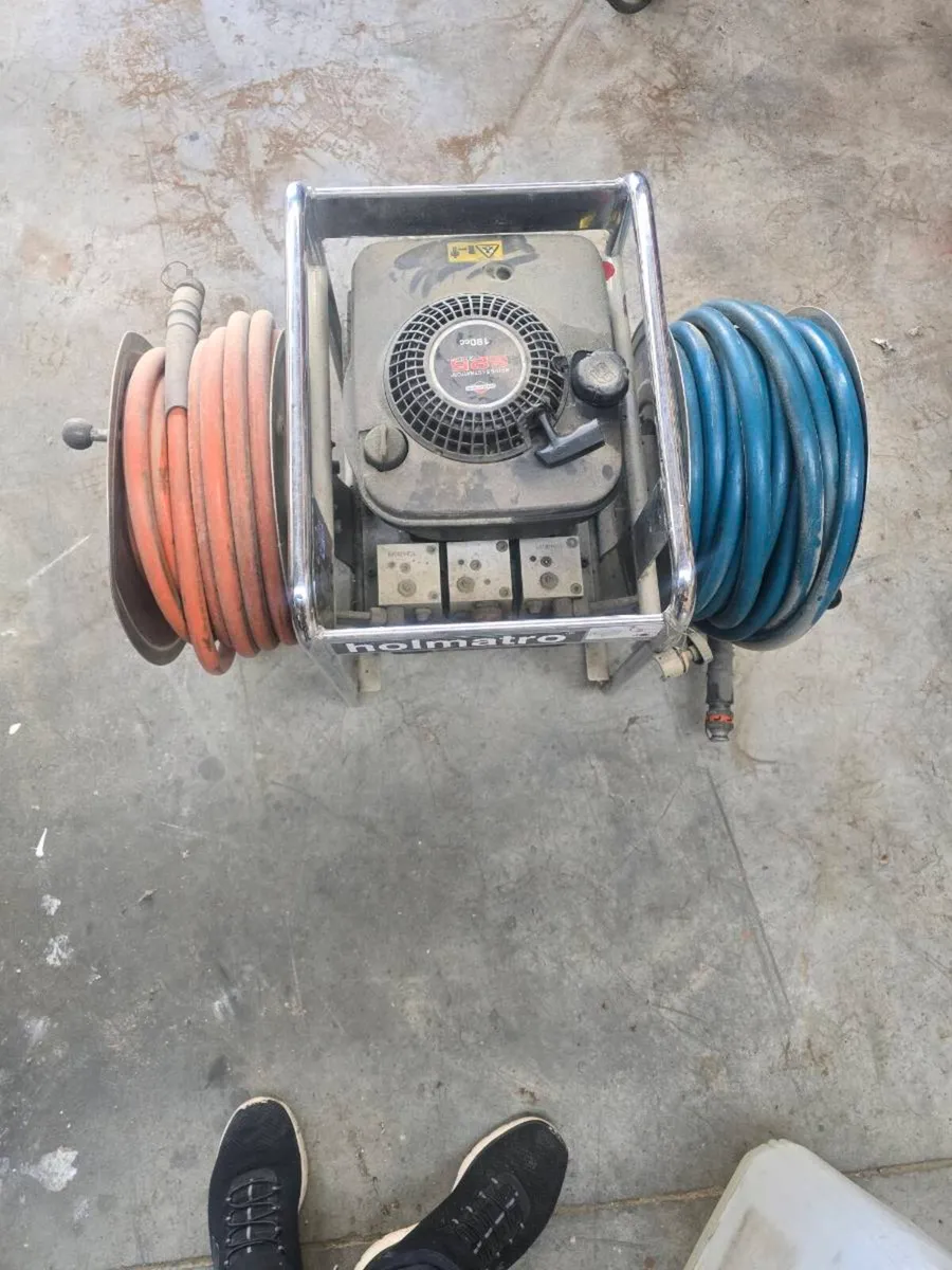 Hydraulic pump petrol - Image 1