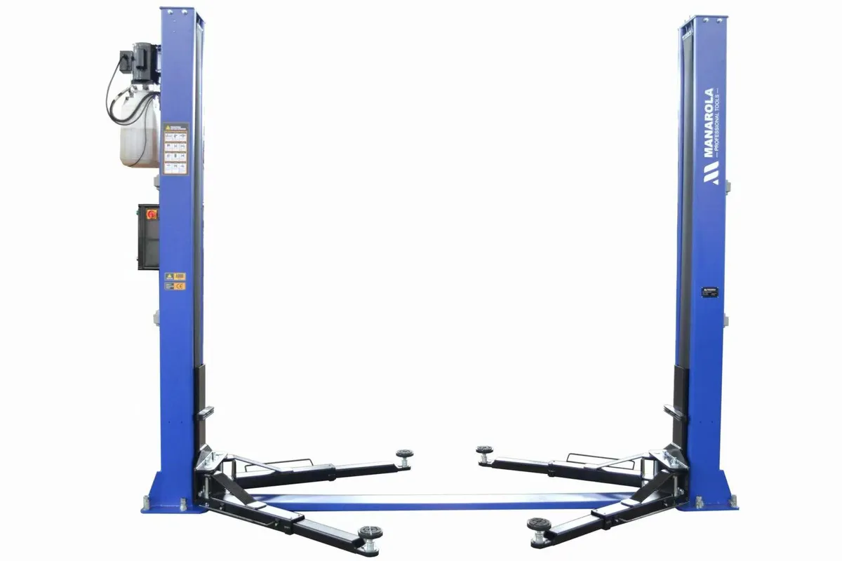 Manarola 4 Ton 2 Post Car Lift With Electric Lock - Image 1