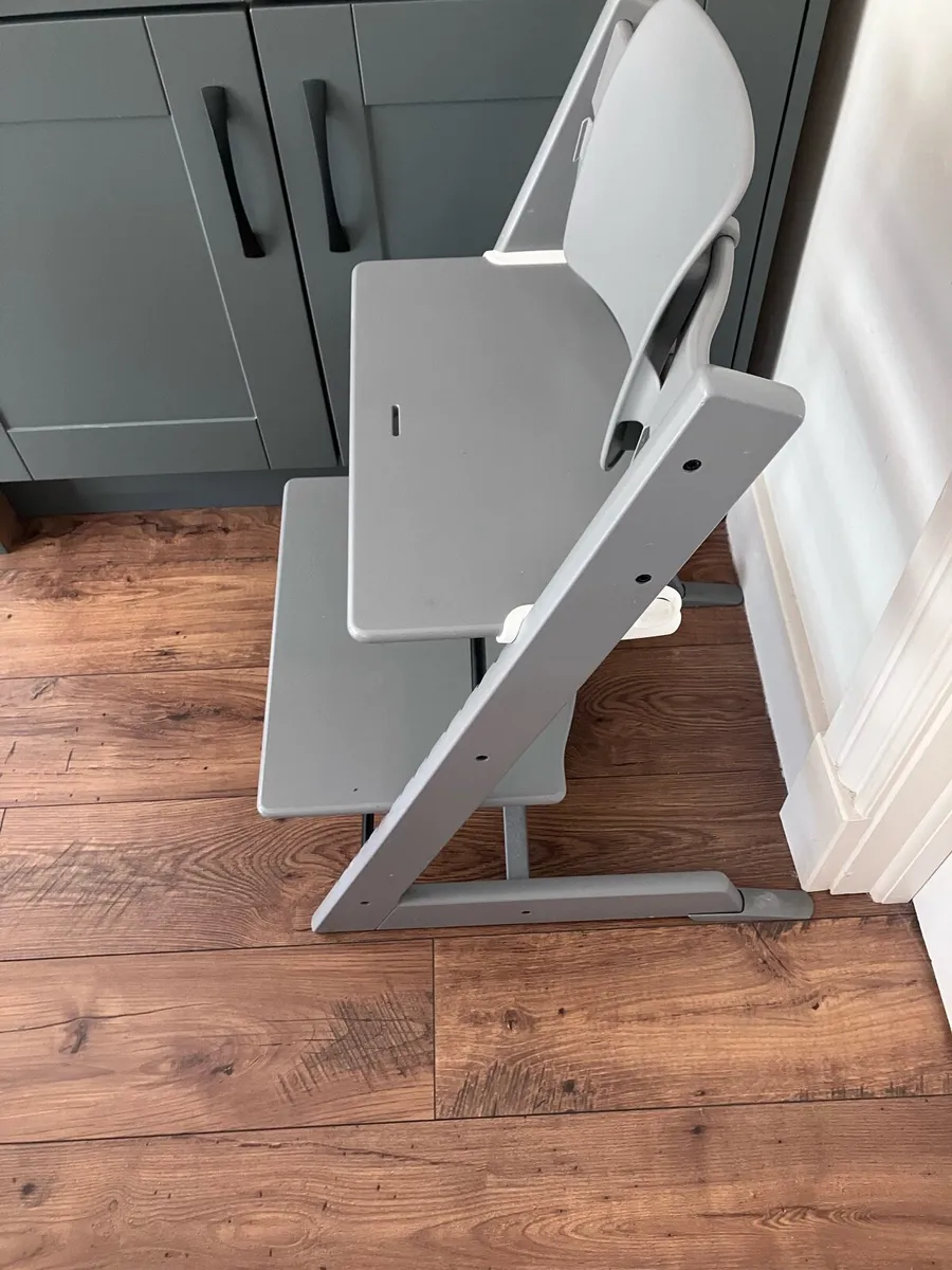 Stokke Tripp Trap - Storm Grey - Image 2