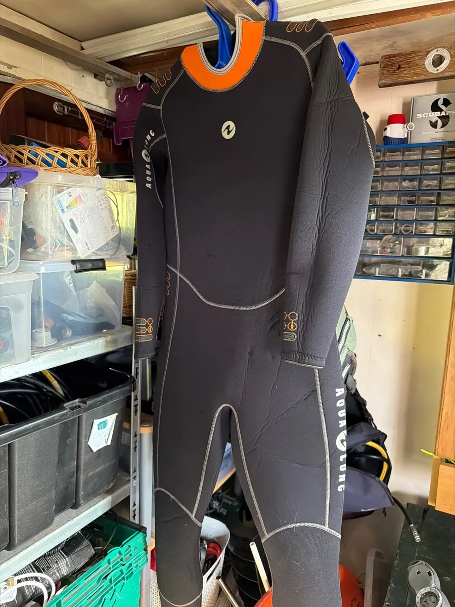 Wetsuit - Image 1