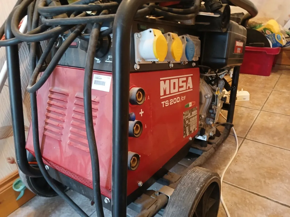Mosa ts 200 diesel welder - Image 3