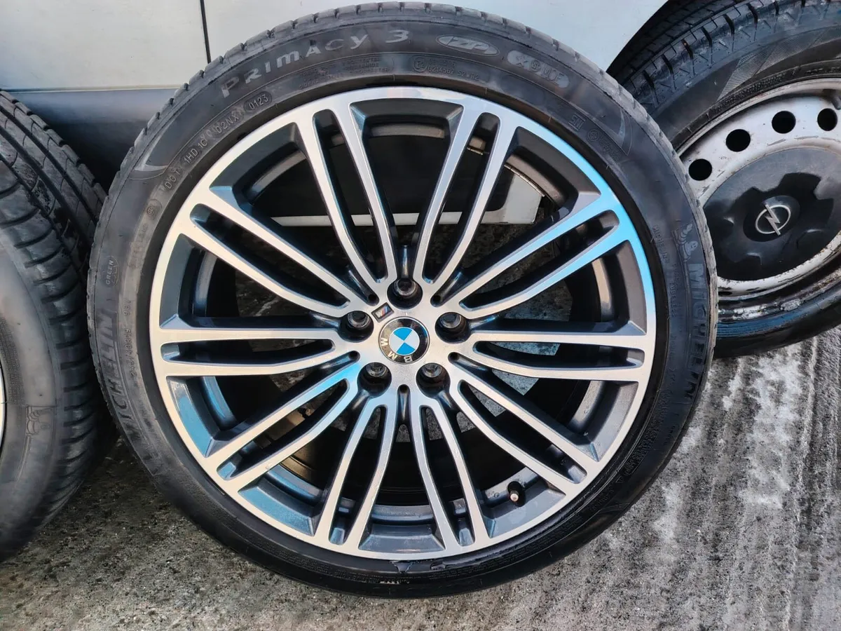 19" BMW 5 series Msport alloys on Michelin tyres - Image 4