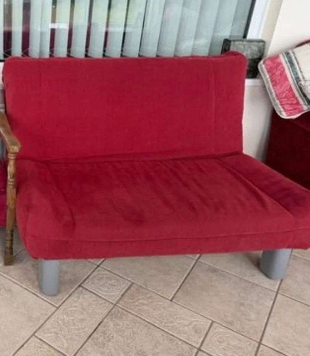 Free Sofabed Let Down Couch