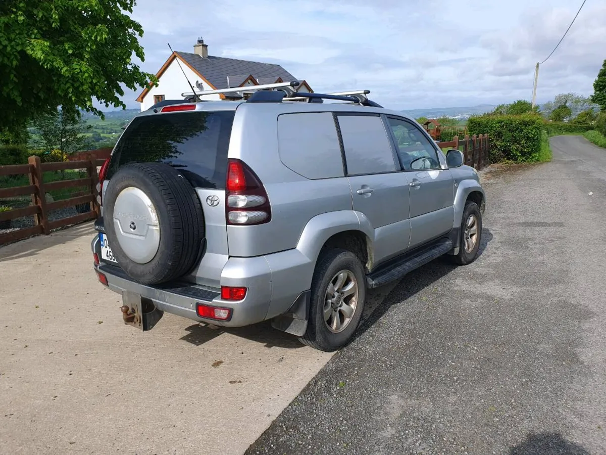 2004 toyota landcruiser - Image 4