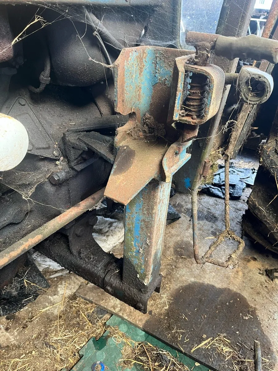 Loader with pike - Image 3