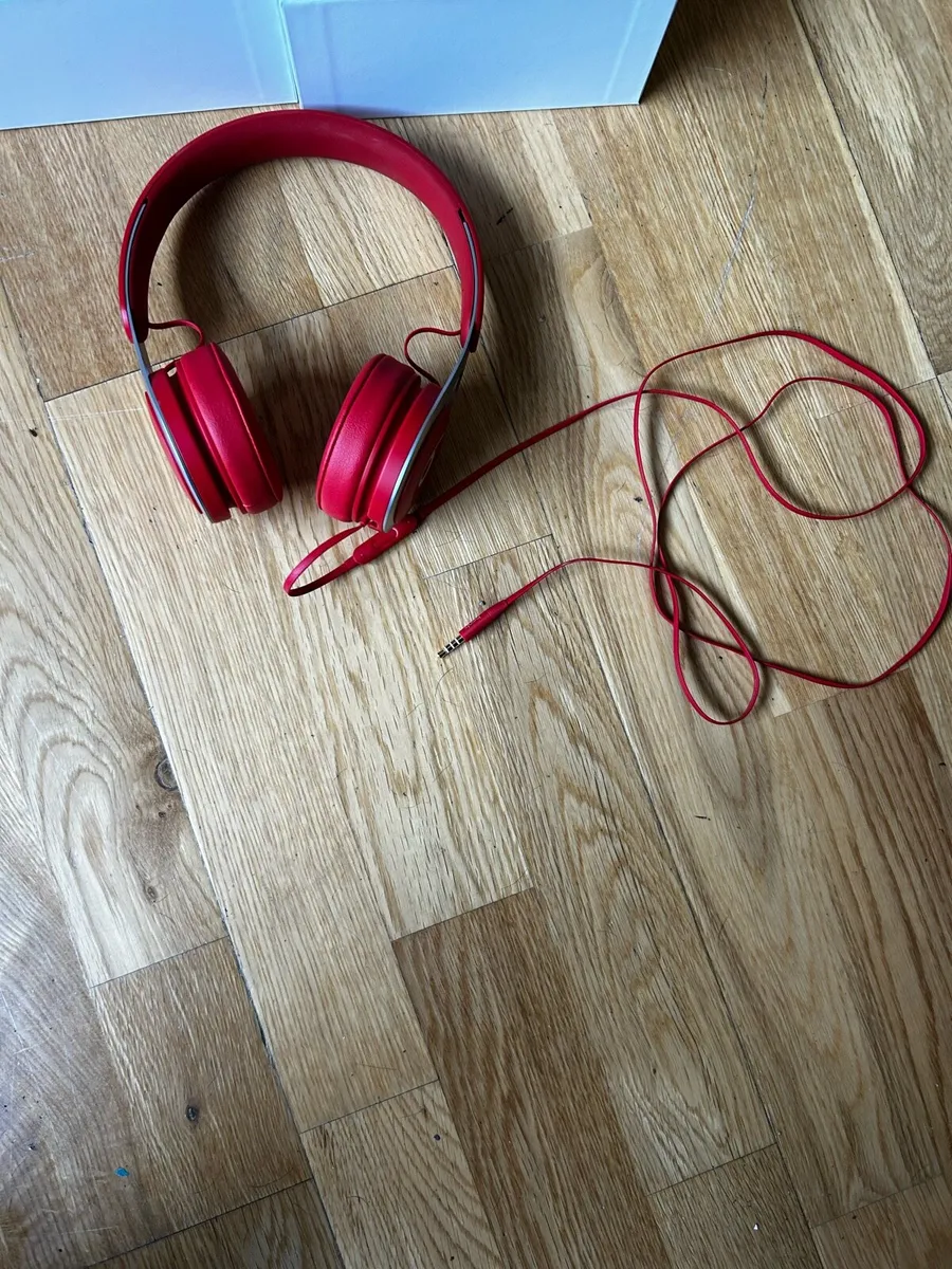 Beats wired headphones - Image 2