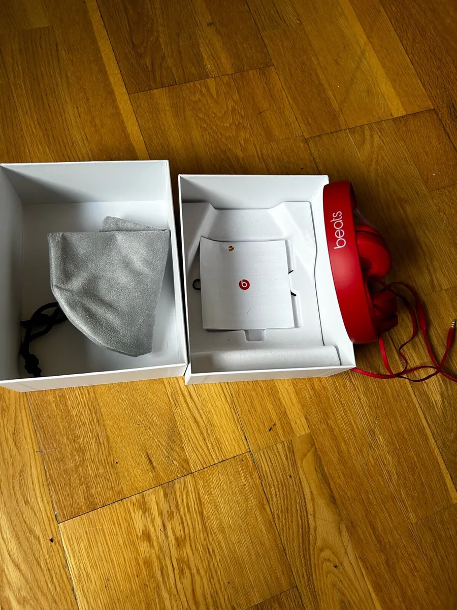 Beats wired headphones - Image 3