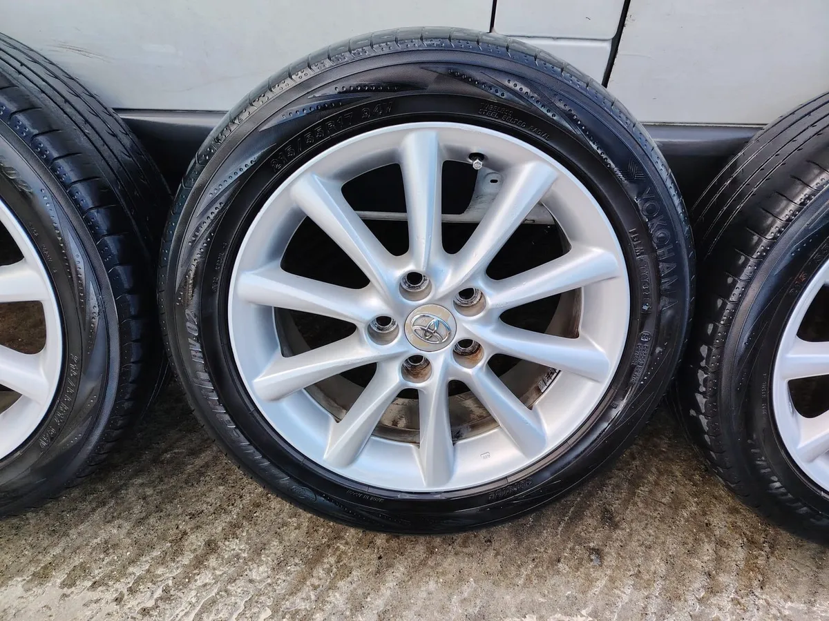 17" Toyota alloy wheels - Image 3