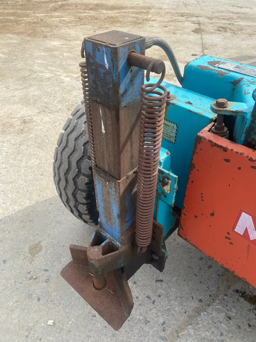 Mengele 25 silage harvester - Image 3
