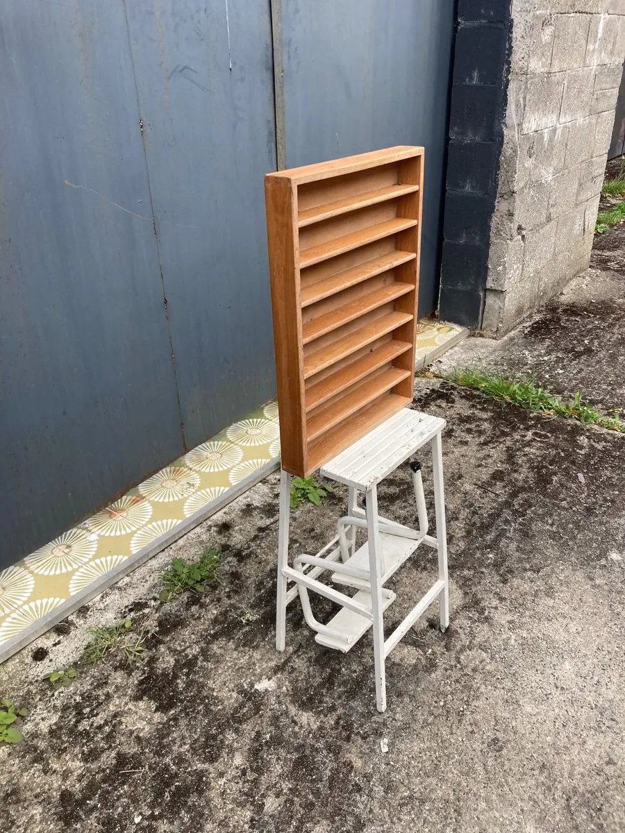 Display Shelf - Petite Size. - Image 4
