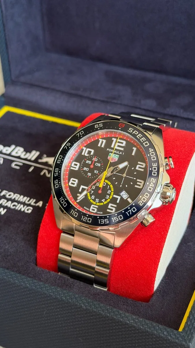 TAG Heuer Formula 1 Red Bull 2025 - Image 3