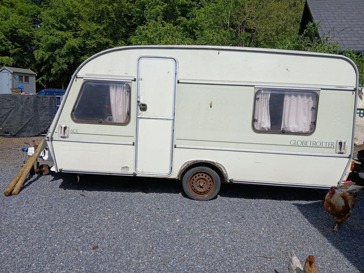 vintage caravan - Image 1