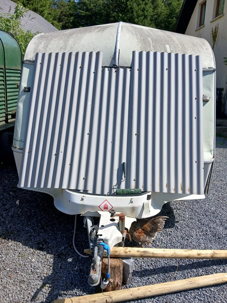 vintage caravan - Image 3
