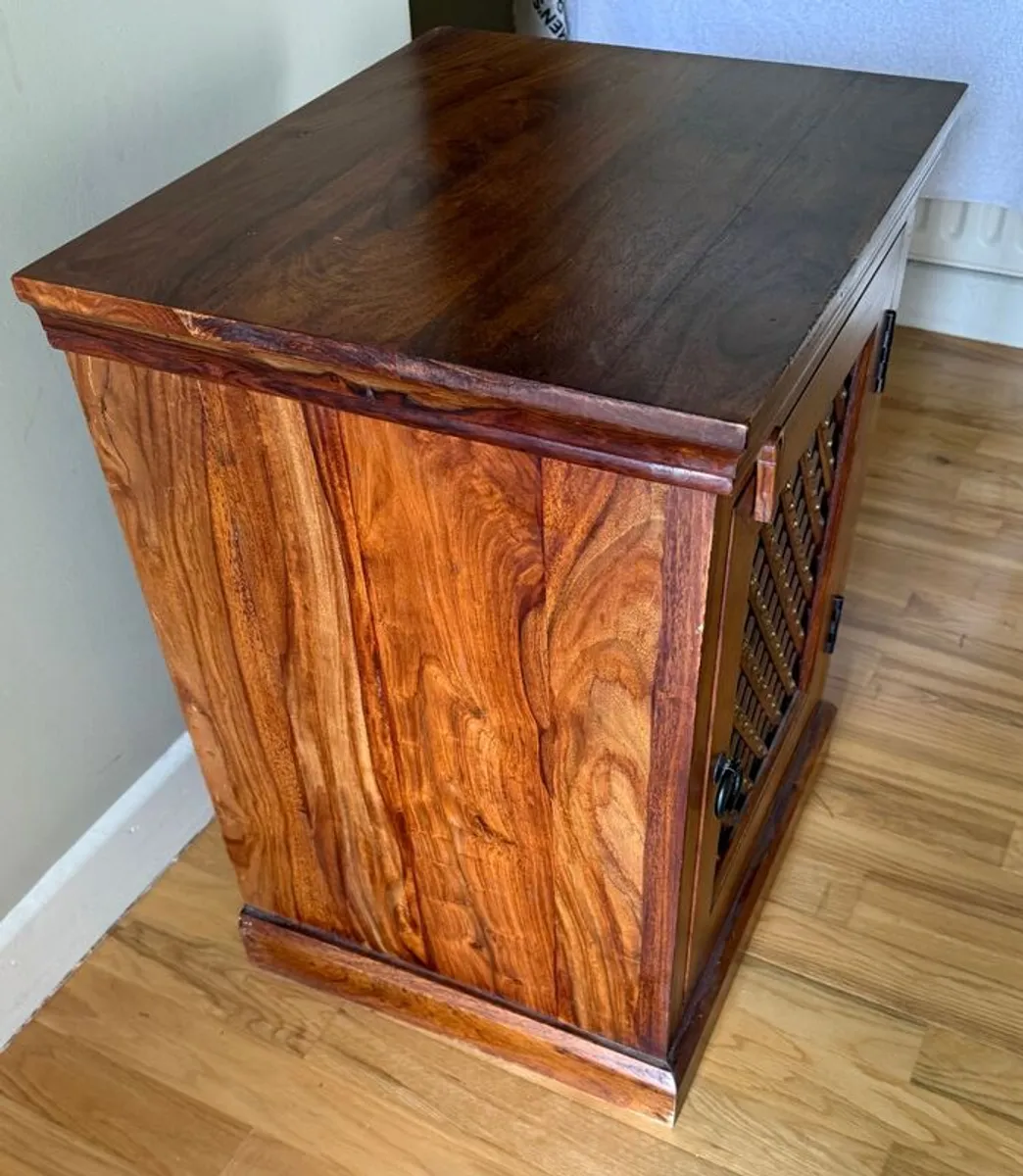 Cabinet - Image 3