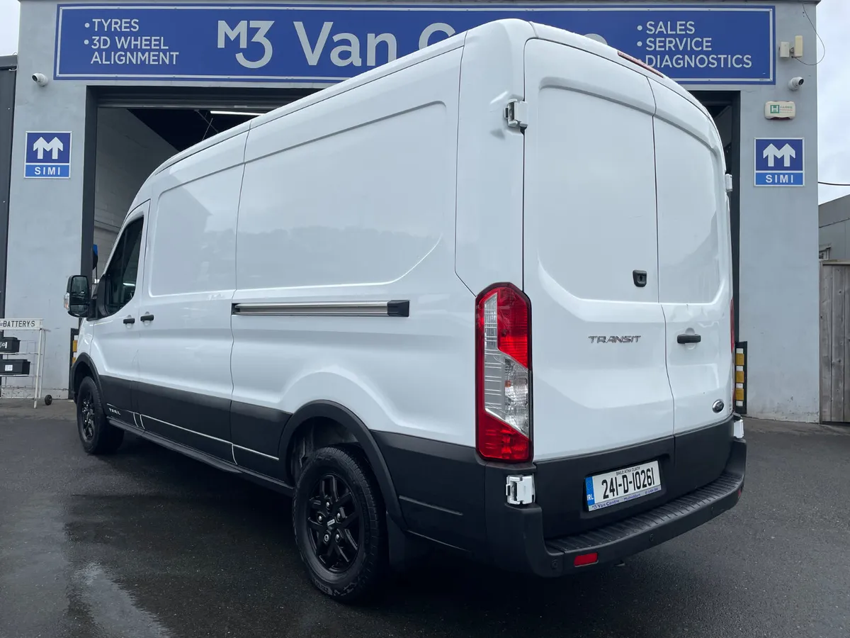 2024 FORD TRANSIT 350L TRAIL 2.0 TD 170 T6 - Image 3