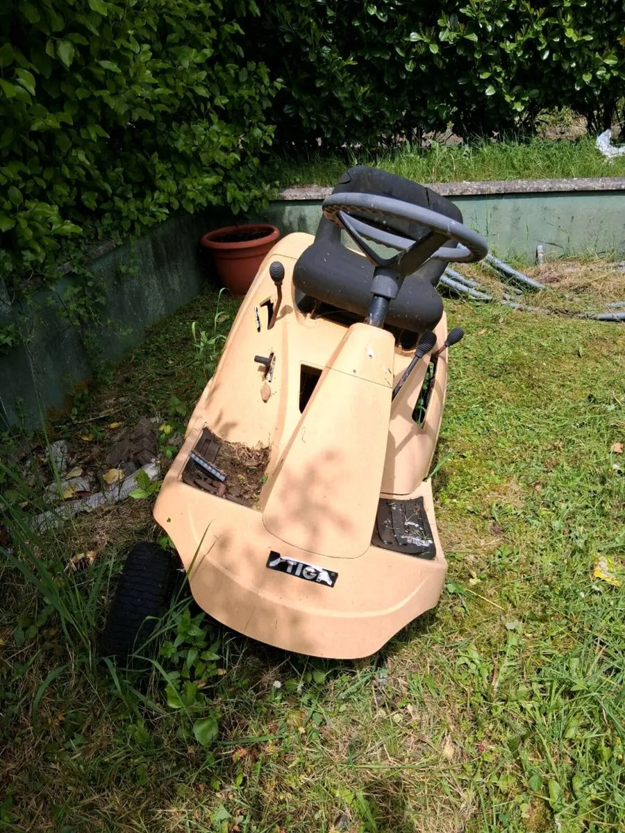 Lawnmower