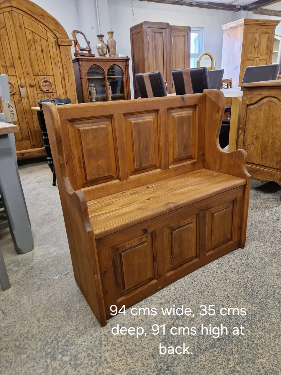 Vintage pine storage bench - Image 2