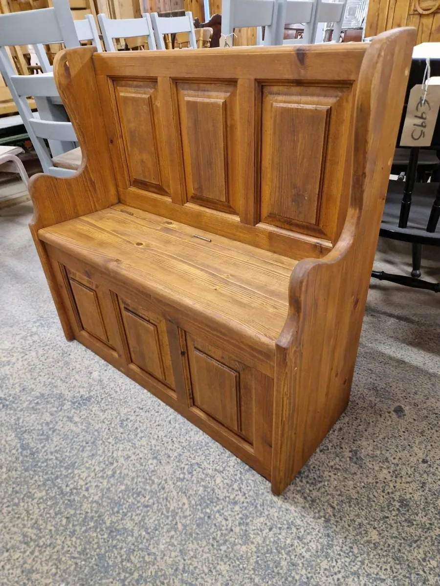 Vintage pine storage bench - Image 1