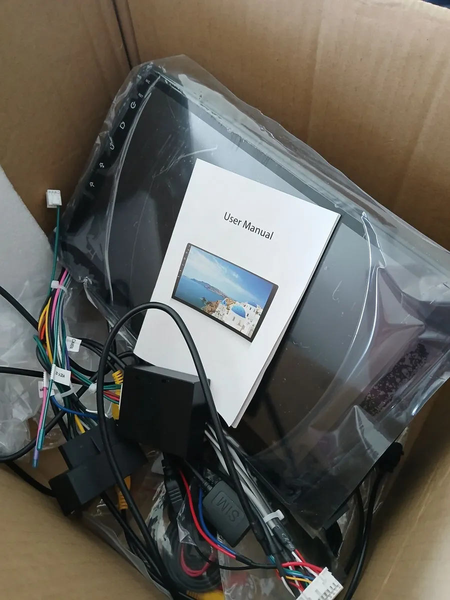 Car radio - Image 1