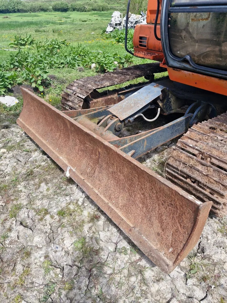 Hitachi EX 60 V Landy - Image 4