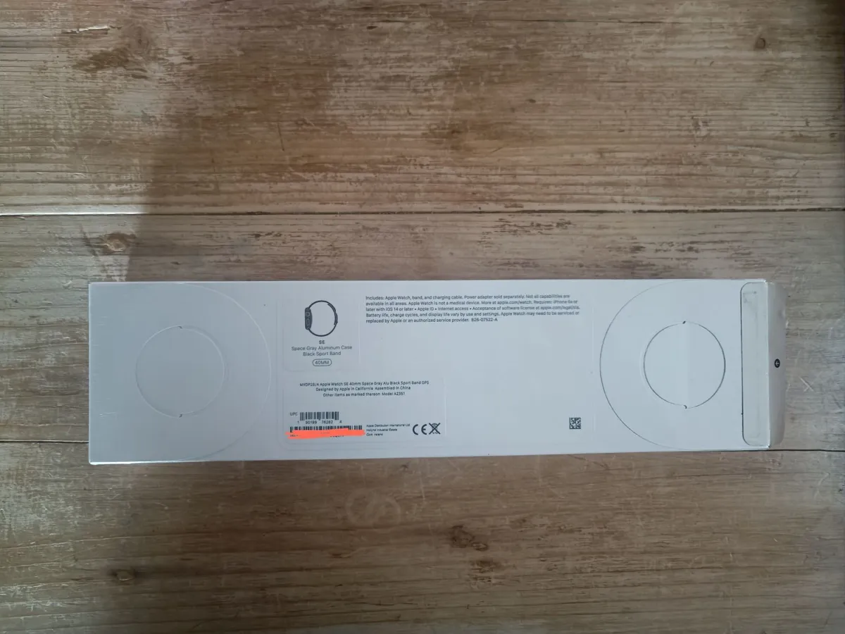 Apple watch - Image 2