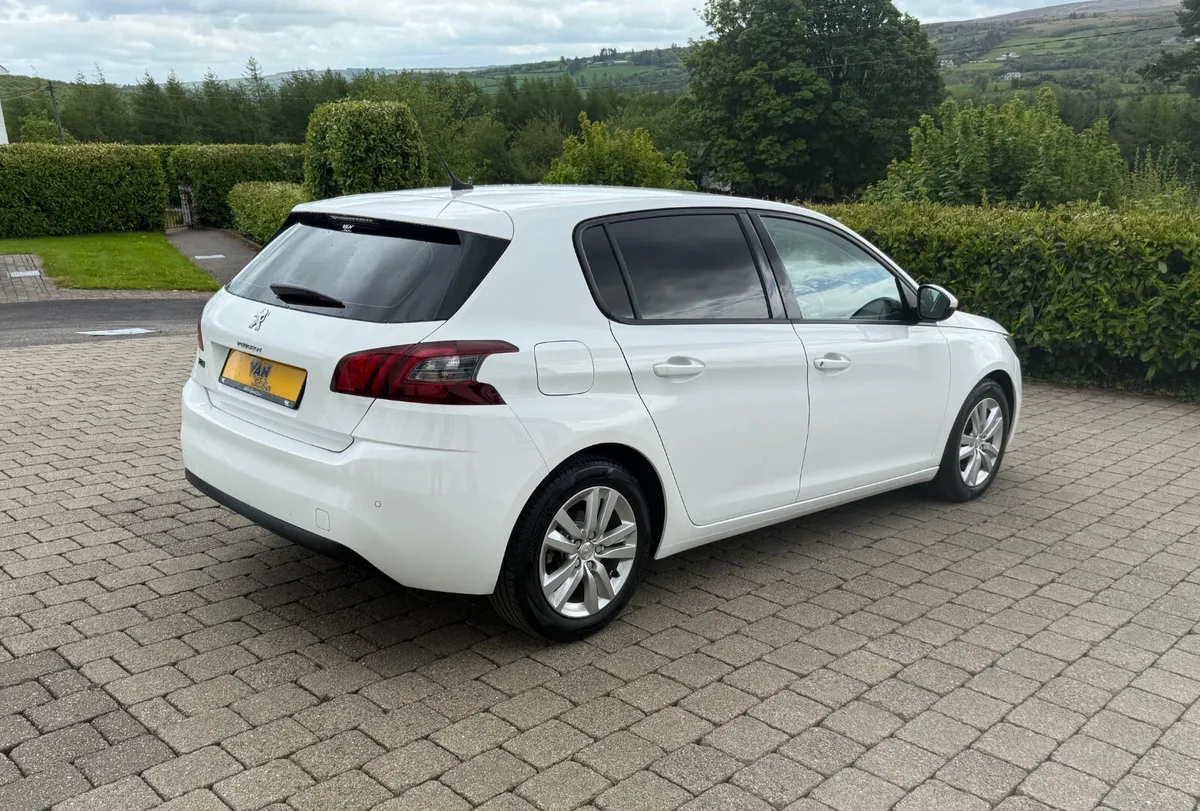 2021 Peugeot 308 Active 130bhp Commercial Van - Image 4