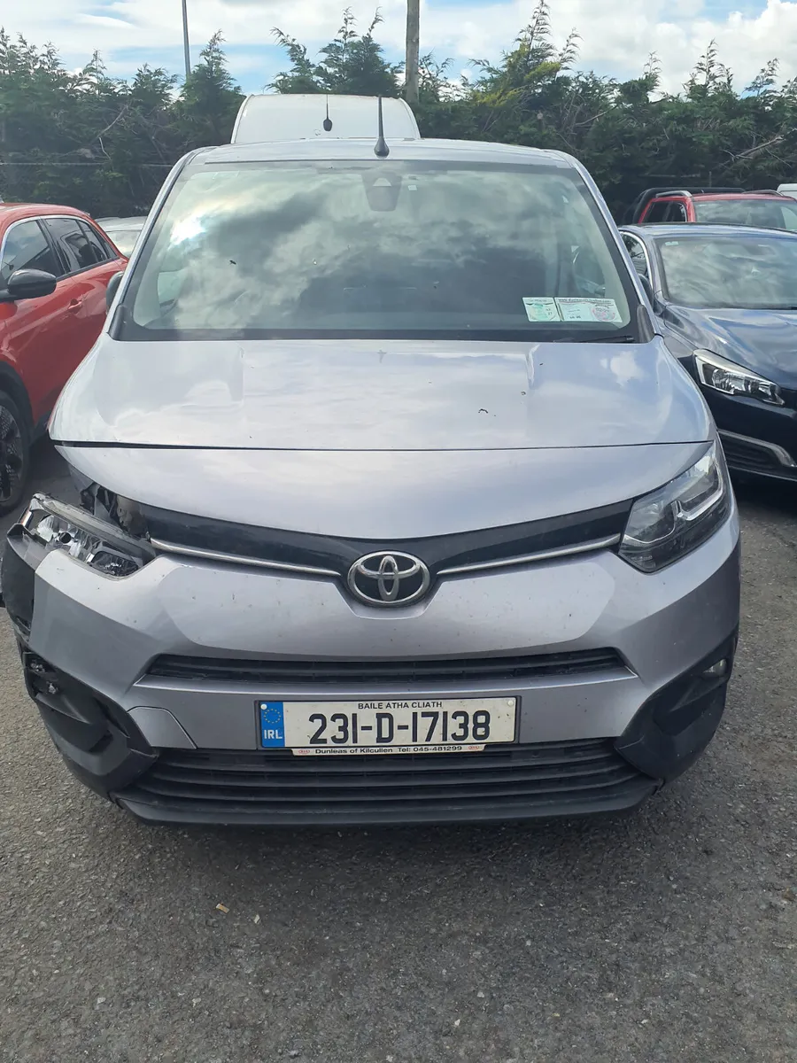 Toyota Proace City 2023 Driving - Image 1