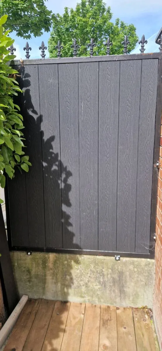 Fence pannel - Image 1