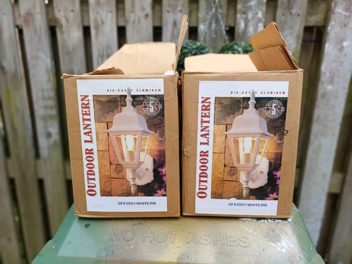 Vintage Aluminium Outdoor Wall Lanterns - Image 3