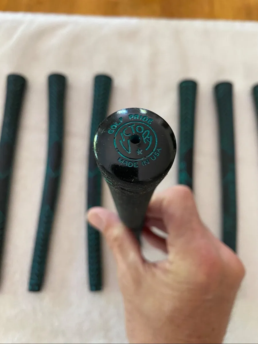 Golf Pride Tour Victory Grips Fitted @ 10 Euro - Image 2