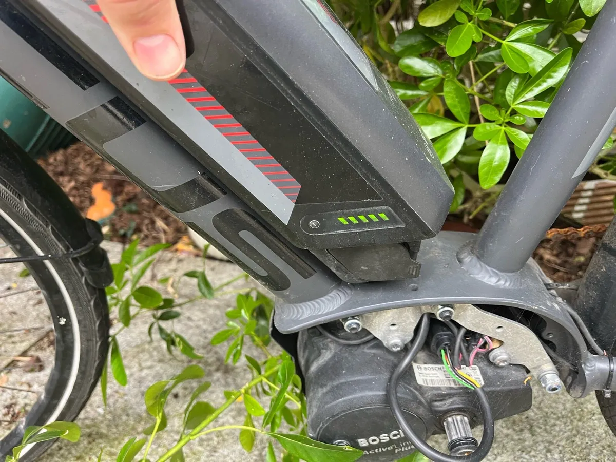 E bike for repair or parts - Image 2