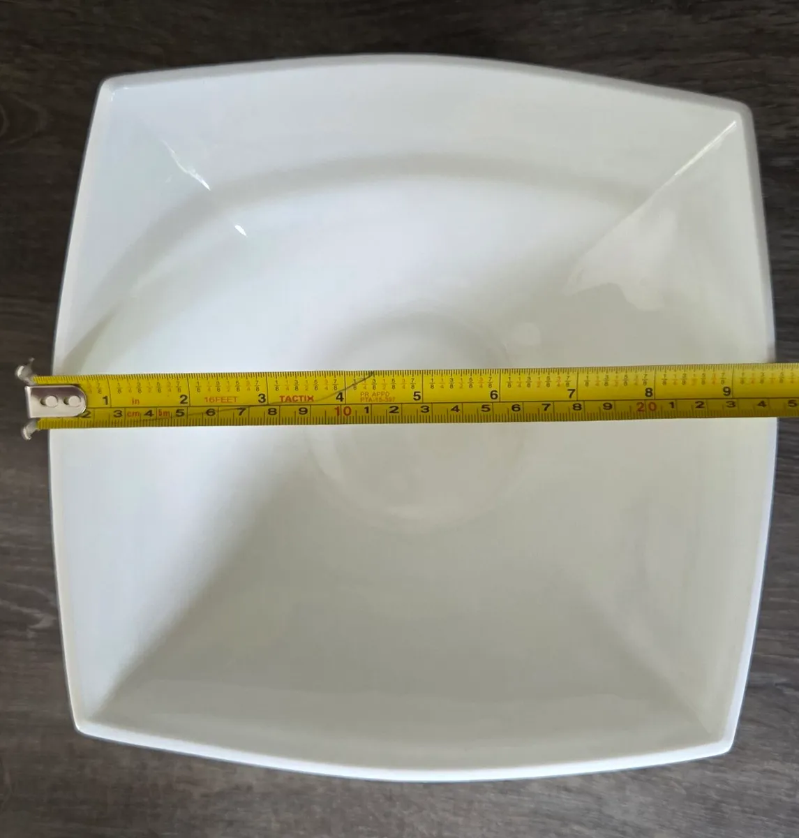 Six white serving bowls - Image 2
