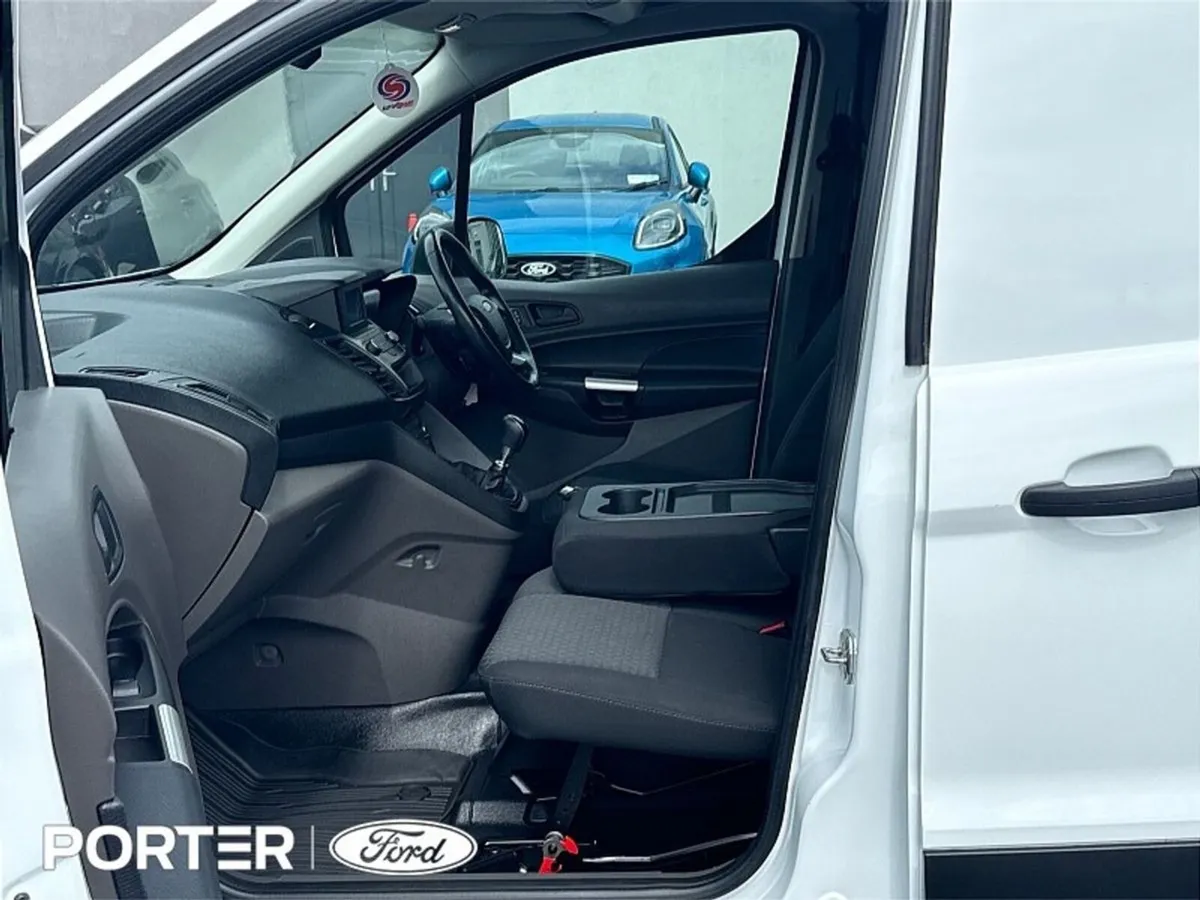 Ford Transit Connect LWB 100HP TREND *EX VAT* - Image 4