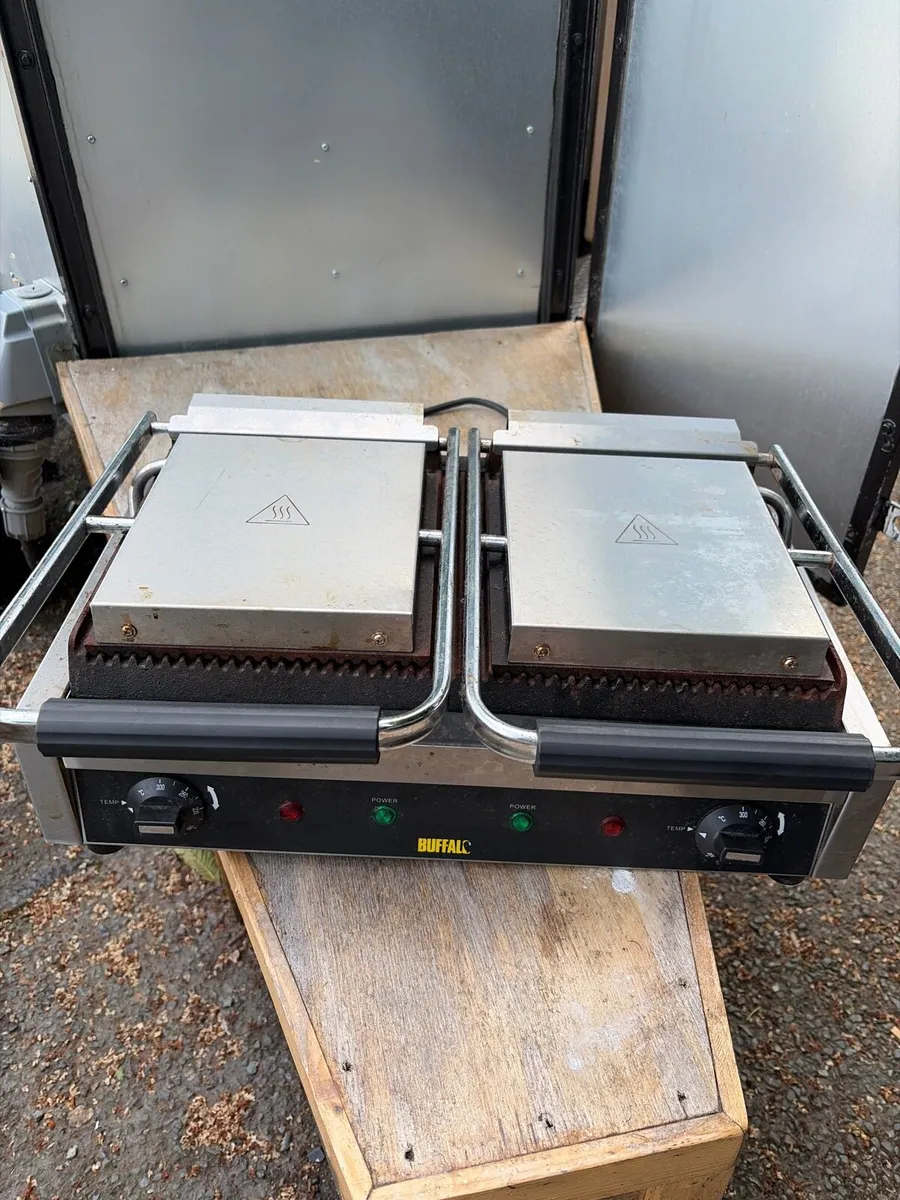 Buffalo Double Contact Panini Grill - Image 1