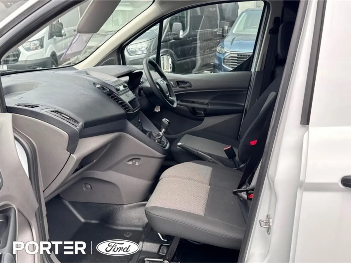 Ford Transit Connect **DEMO MEGA SALE** *3 SEATER* - Image 4