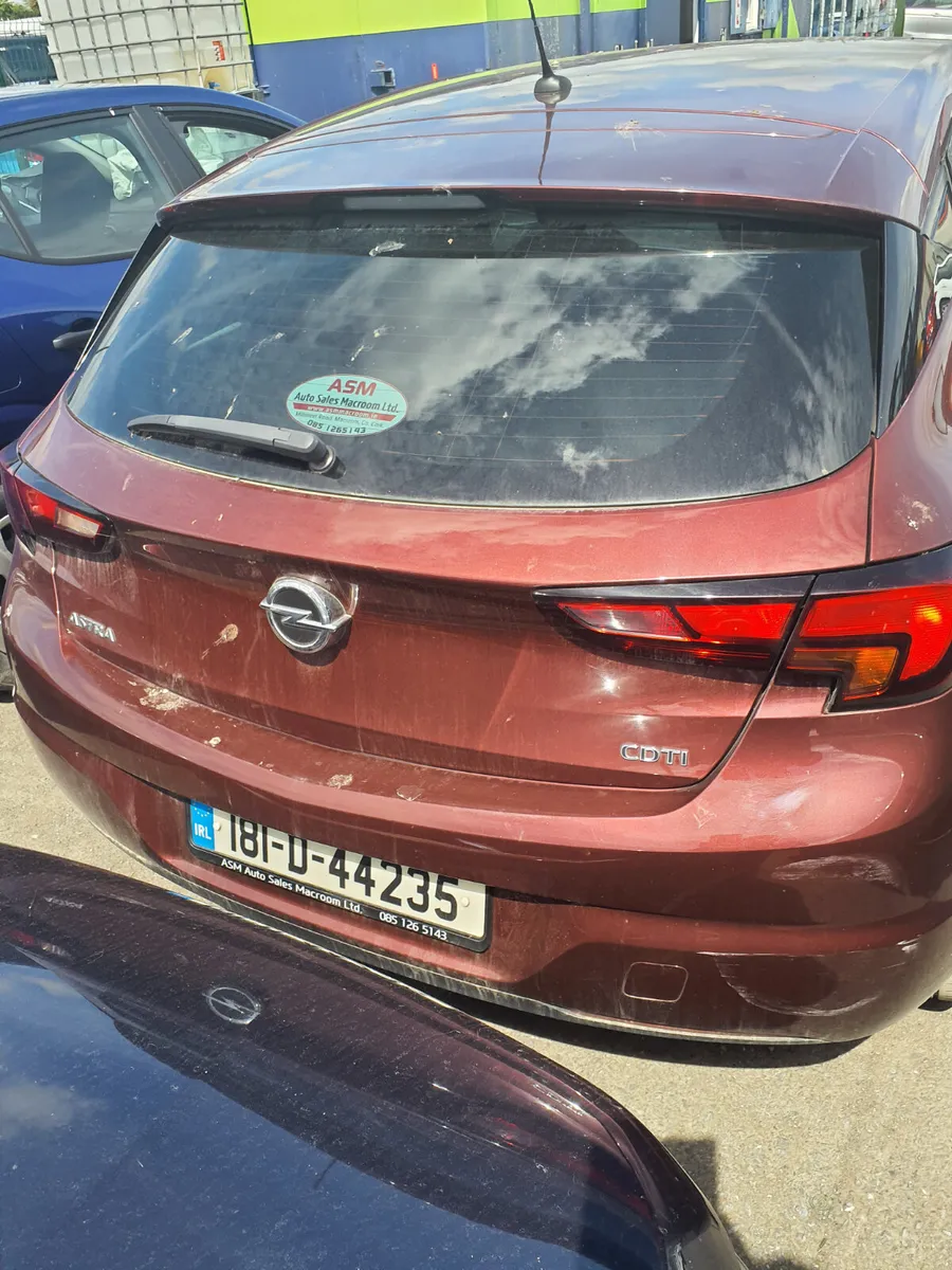 Opel Astra 2018 Automatic Parts Icluded - Image 1