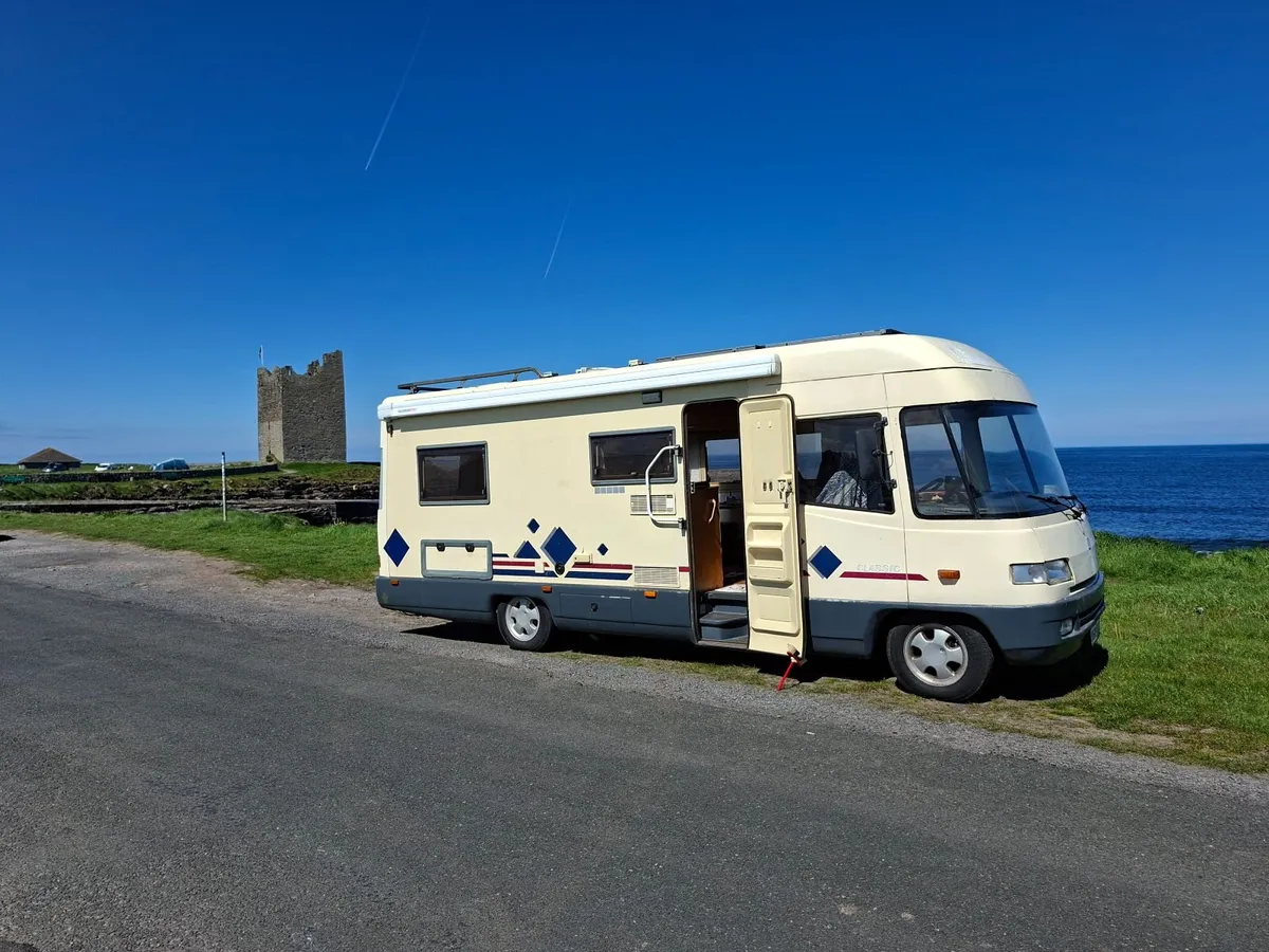 Motorhome A class - Image 1