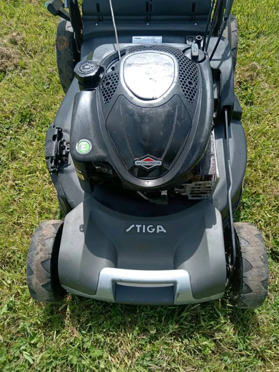 Lawnmowers - Image 2