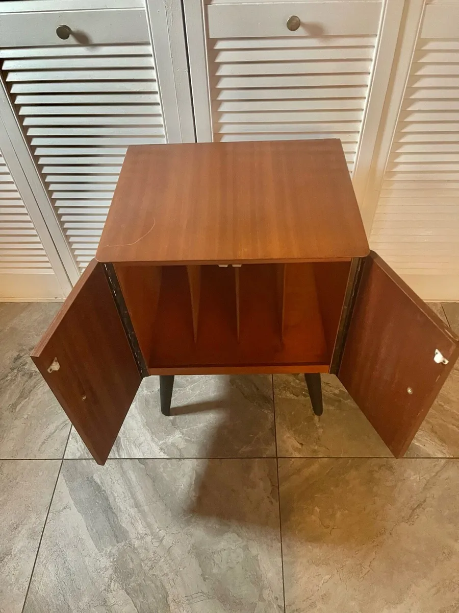 Mid century record cabinet - Image 3