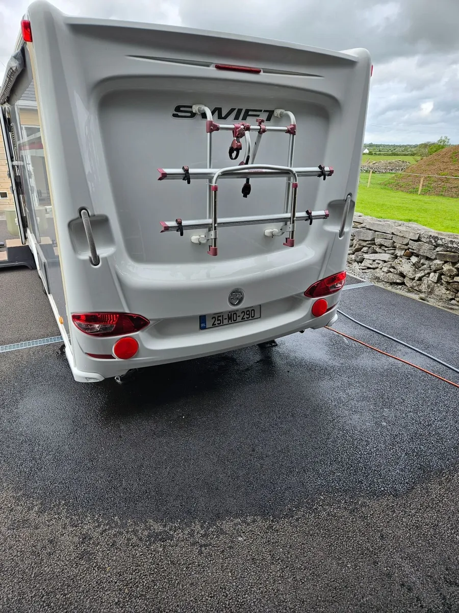 2011 Swift Conqueror 645 Twin Axle 4 Berth - Image 2