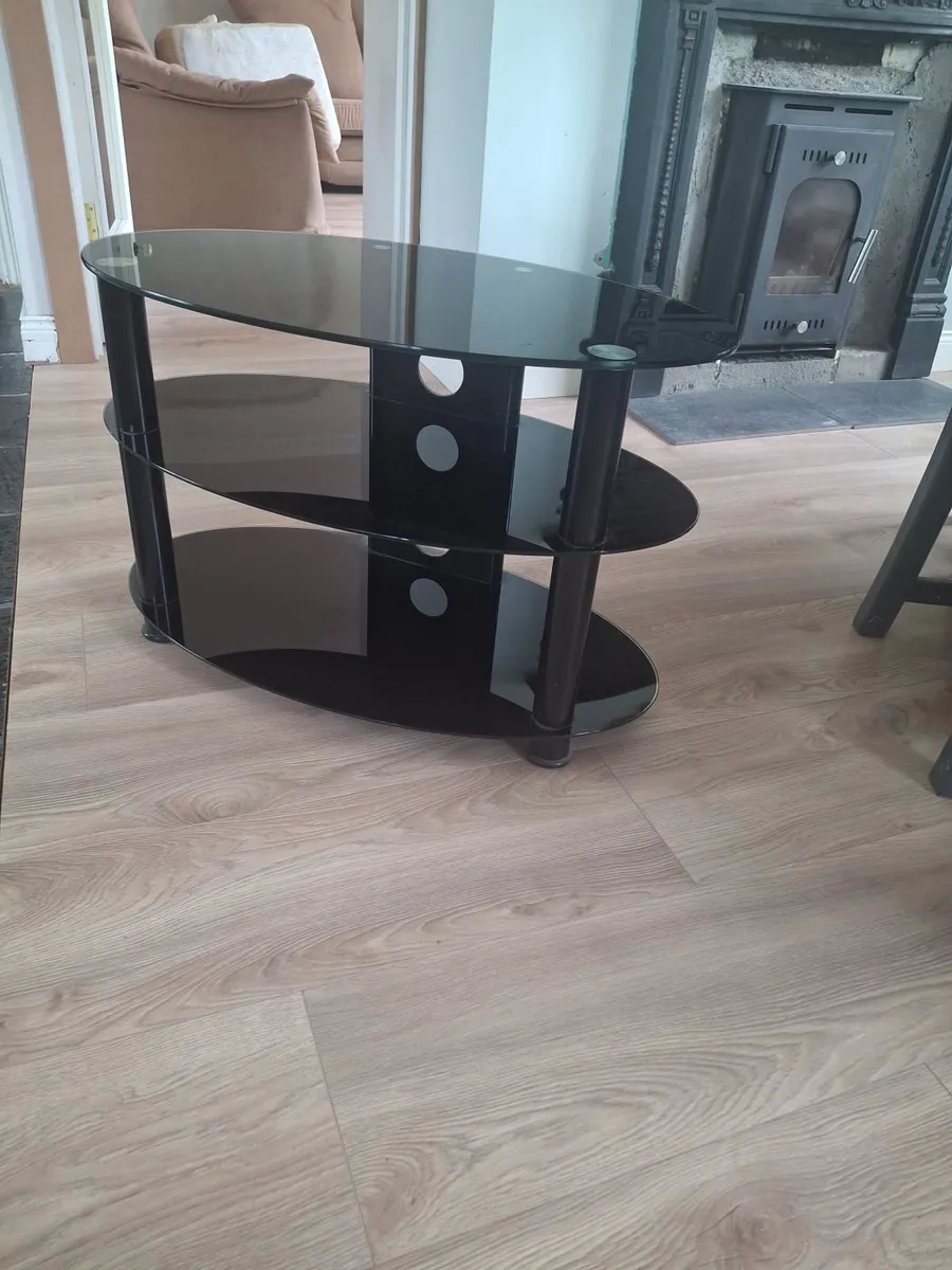 Tv table - Image 1