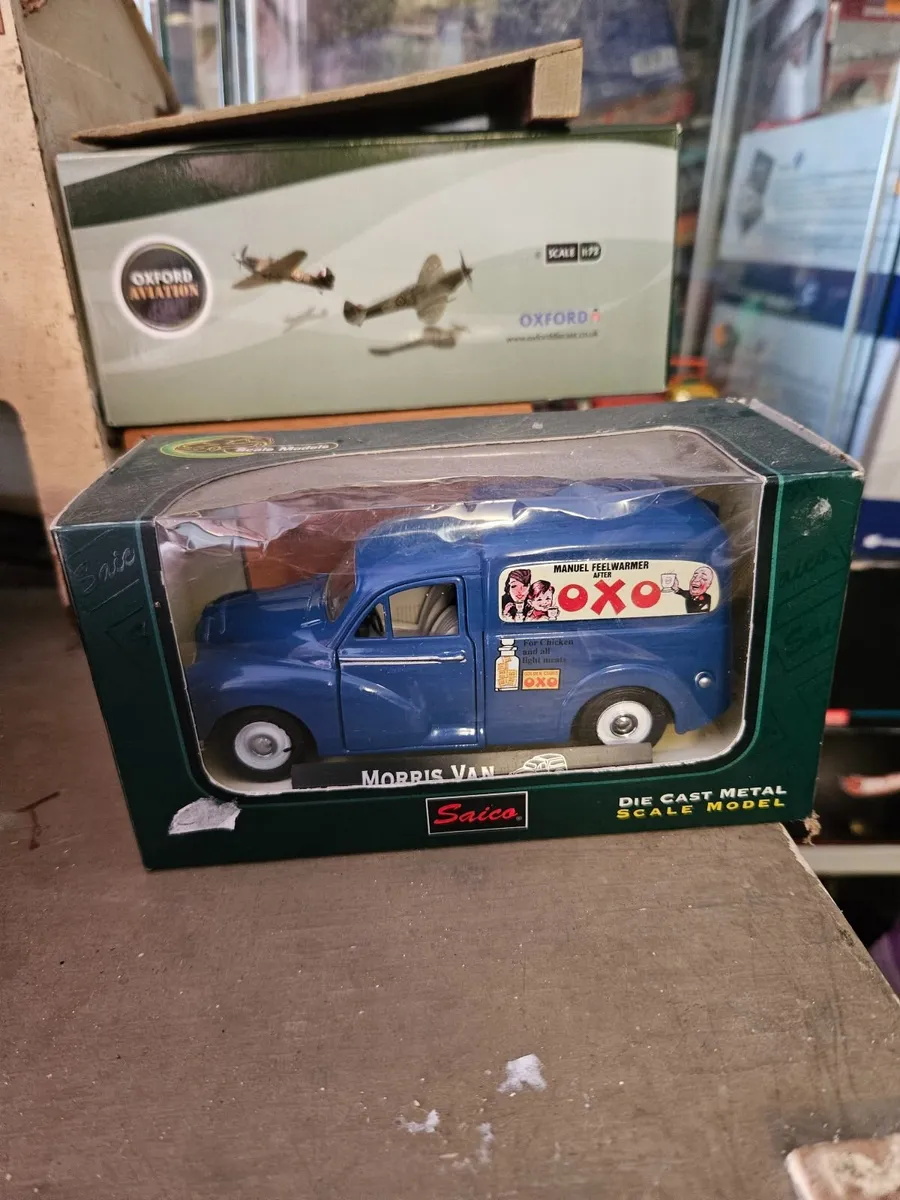 Corgi Saico Morris Minor OXO Van - Image 1