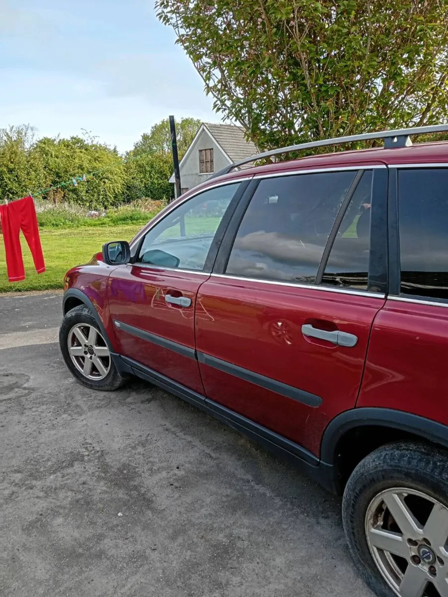 Car - Image 3