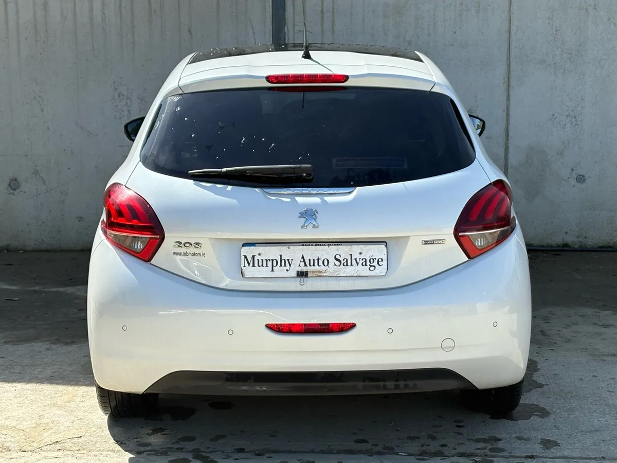 2016 Peugeot 208 for parts - Image 3
