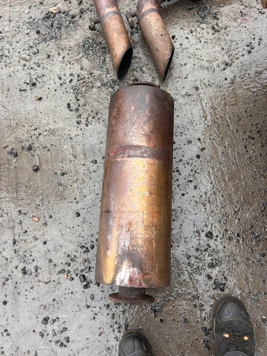 Exhaust pipe lagging and silencers - Image 3