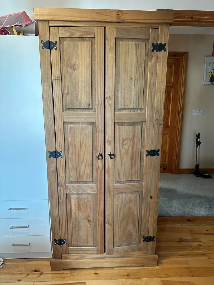 Solid pine double wardrobe - Image 1